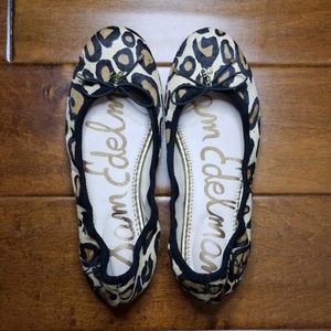 Leopard flats